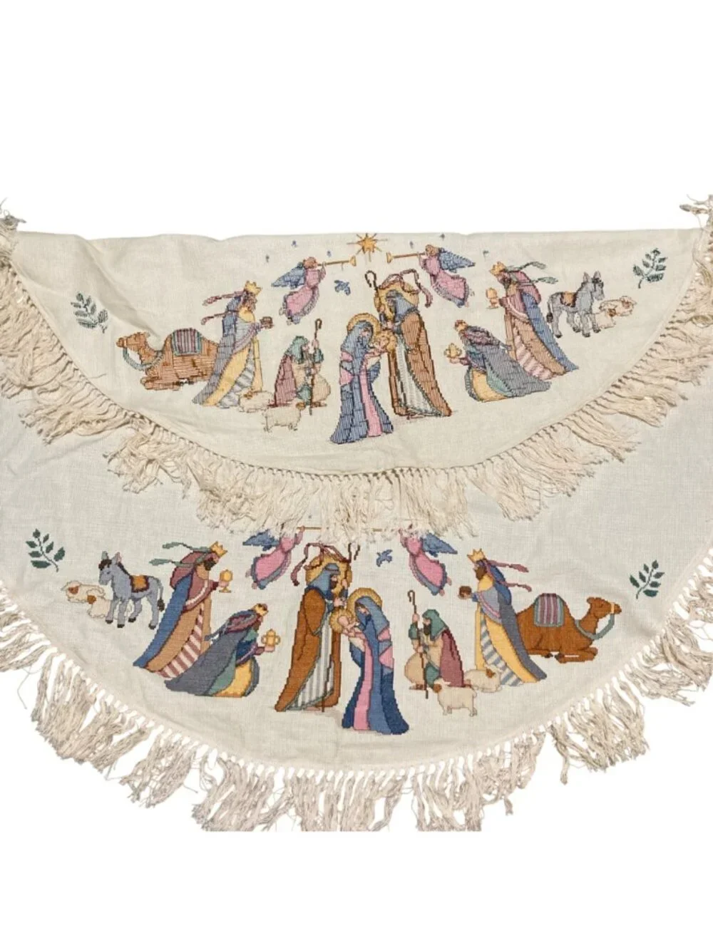 Vintage Christmas Nativity-Themed Round Completed Cross-Stitch Tablecloth